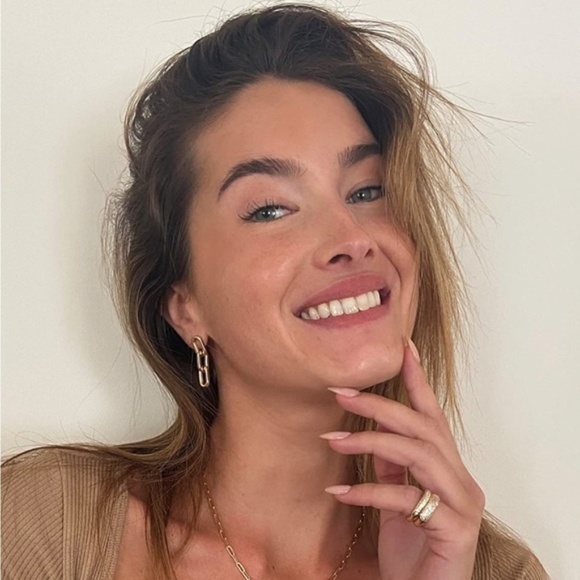 GOLD 18k Gold Plated Drop Chain Linked Earrings - Picture 3 of 4